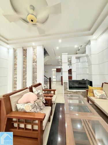 Bán Nhà Trệt 2 Lầu đường Nam Cao KDC 91B - Thông Trần Hoàng Na, Nguyễn Hiền, P.Tân An