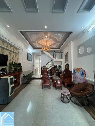 Bán nhà trệt 2 lầu đường xuân thuỷ kdc hồng phát - đoạn gần trần hoàng na