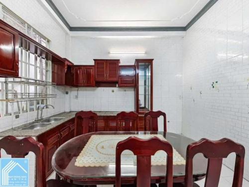 BÁN NHÀ TRỆT 2 LẦU – HẺM ĐƯỜNG VÕ TRƯỜNG TOẢN P AN HÒA CẦN THƠ