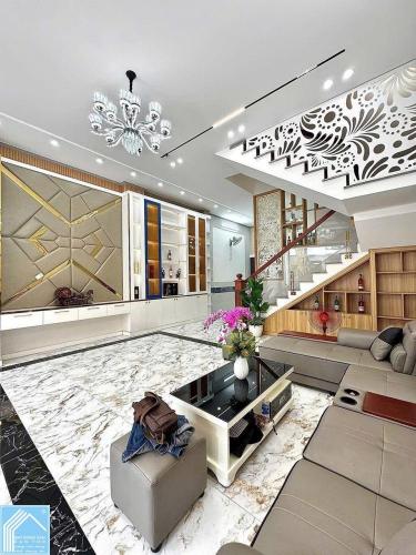 BÁN NHÀ TRỆT 2 LẦU SÂN THƯỢNG ĐS9 KHU NAM LONG 2.