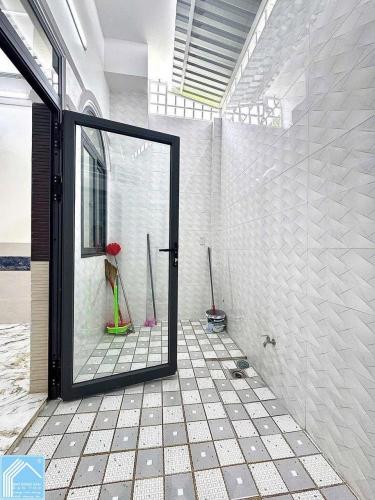 BÁN NHÀ TRỆT 2 LẦU SÂN THƯỢNG ĐS9 KHU NAM LONG 2.