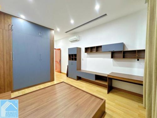 Bán Nhà Trệt 2 Lầu sân thượng đường 2B đối diện công viên KDC ĐH Y Dược, kế đường Trần Bạch Đằng