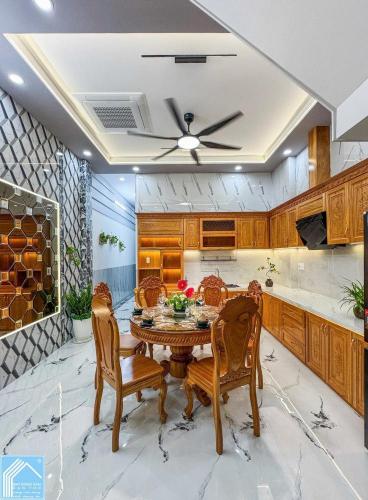 Bán Nhà Trệt 2 Lầu số 129 đường Chu Văn An KDC Thới Nhựt Cần Thơ