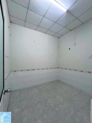 Bán nhà trệt cách bờ kè hùng vương 80m - gần vincom - hẻm thông hùng vương và đinh tiên hoàng