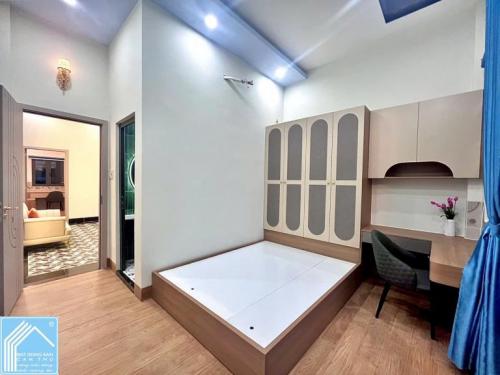 Bán Nhà Trệt Lầu 3 phòng Ngủ - hẻm đường Hồ Bún Xáng - Gần ĐHCT