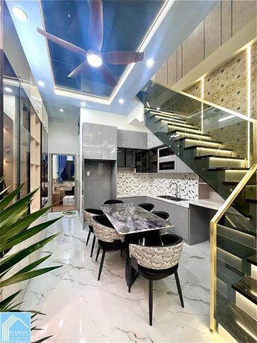 Bán Nhà Trệt Lầu 3 phòng Ngủ - hẻm đường Hồ Bún Xáng - Gần ĐHCT