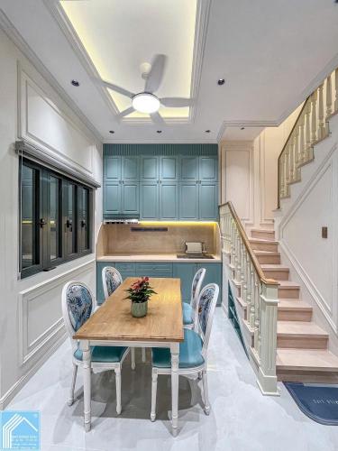 Bán Nhà Trệt Lầu cách Bờ kè Hùng Vương 50m - Gần Vincom, P.Ninh Kiều, Cần Thơ