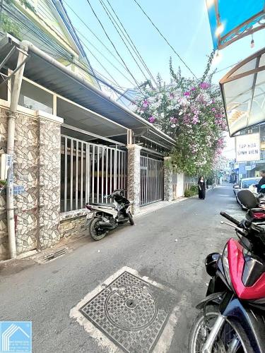 Bán Nhà Trệt Lầu Cách Bờ Kè Mạc Thiên Tích đối diện ĐH Cần Thơ 50m - Thông hẻm 15 Trần Văn Hoài