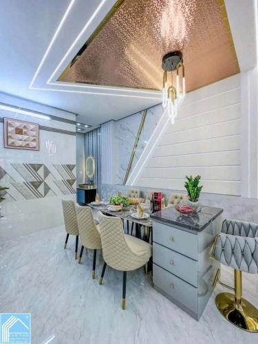 Bán Nhà Trệt Lầu Cách Khu Giảng viên ĐHCT 80m - Thông Hồ Bún Xáng, P.Tân An