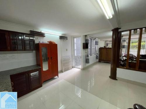 Bán Nhà Trệt Lầu Cách Mặt tiền 30/04 20m - Gần trường Tiểu học Nguyễn Du, Chợ Da Liễu