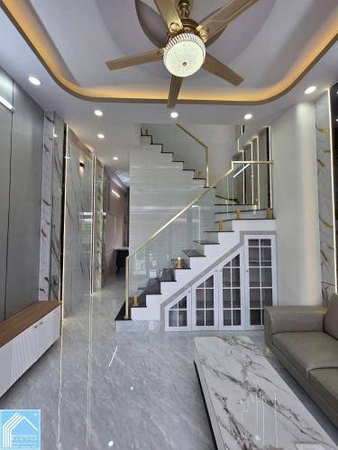 Bán Nhà Trệt Lầu đang Hoàn thiện Cách đường Hoàng Quốc Việt 80m - Thông Bờ kè Cái Sơn