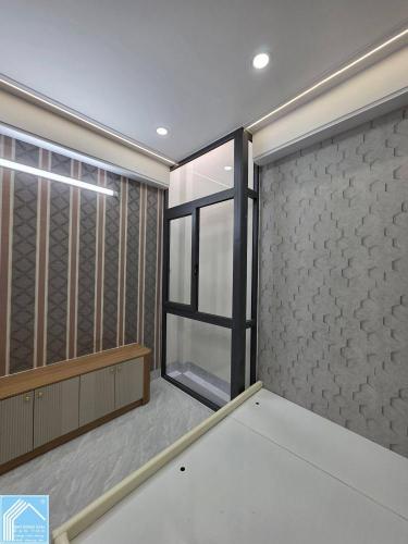 Bán Nhà Trệt Lầu đang Hoàn thiện Cách đường Hoàng Quốc Việt 80m - Thông Bờ kè Cái Sơn