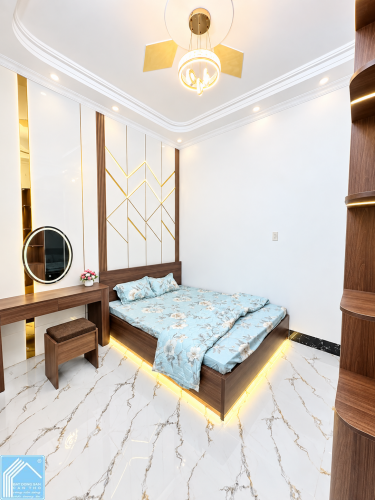 Bán Nhà Trệt Lầu đường số 6 đối diện bờ kè công viên kdc Thới Nhựt 2