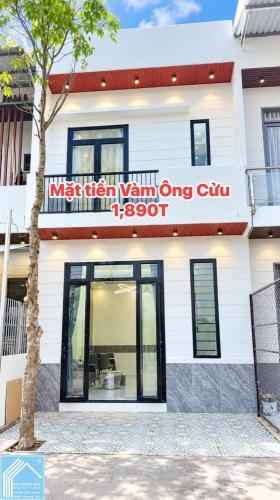 Bán nhà trệt lầu đường Vàm Ông Cửu, cách đường Huỳnh Thị Nở 15m, gần chợ Cái Chanh
