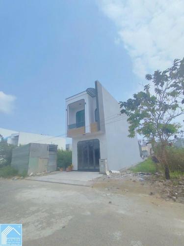 Bán Nhà Trệt Lầu Mới Xây - Full Nội Thất  Đường B3 KDC Tân Phú - P. Hưng Phú - CẦN THƠ