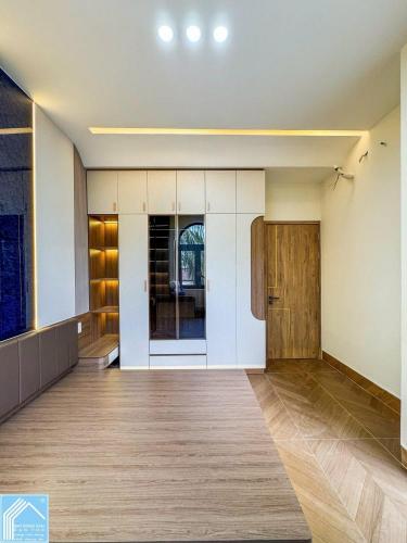 Bán Nhà Trệt Lầu Góc 2 Mặt tiền hẻm 1 Trần Vĩnh Kiết - Gần chợ Nổi, trường cấp 1,2,3 mầm non