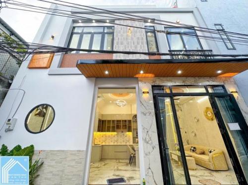 Bán Nhà Trệt Lầu hẻm 11 Nguyễn Văn Linh - Gần Hồ Bún Xáng và Trường ĐH Cần Thơ