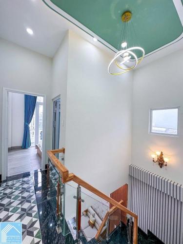 Bán Nhà Trệt Lầu hẻm 11 Nguyễn Văn Linh, Q.Ninh Kiều, Cần Thơ