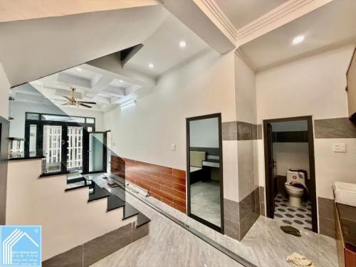 Bán Nhà Trệt Lầu Hẻm 117/12 Hoàng Văn Thụ - Cách Mặt tiền HVT 65m