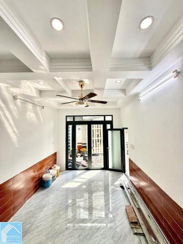 Bán Nhà Trệt Lầu Hẻm 117/12 Hoàng Văn Thụ - Cách Mặt tiền HVT 65m