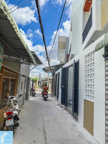 Bán nhà trệt lầu hẻm 311 đường nguyễn văn cừ - gần đh công nghệ, cđ y tế
