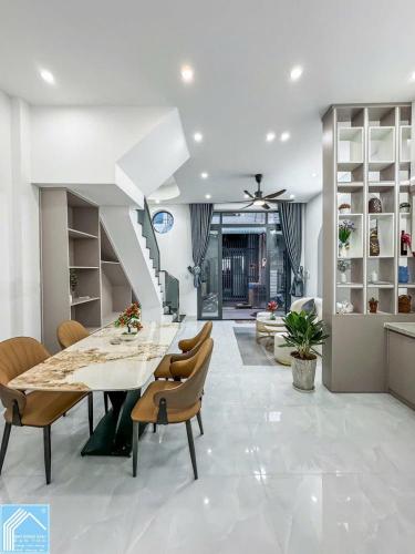 Bán Nhà Trệt Lầu hẻm 388Z đường Nguyễn Văn Cừ - Cách KDC Đại Ngân 100m