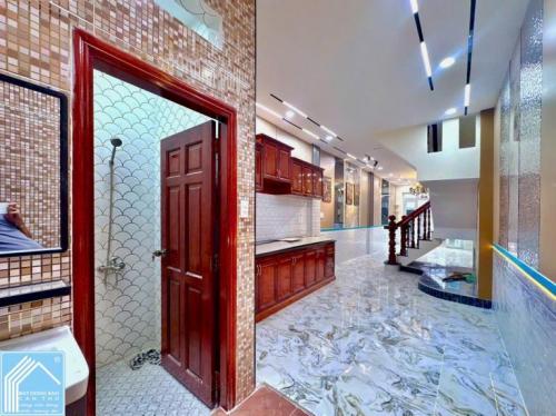 Bán Nhà trệt lầu hẻm 68 cách đường CMT8 ~50m - Xéo trường CĐ kinh tế kỹ thuật Cần Thơ