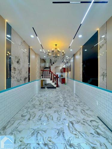 Bán Nhà trệt lầu hẻm 68 cách đường CMT8 ~50m - Xéo trường CĐ kinh tế kỹ thuật Cần Thơ