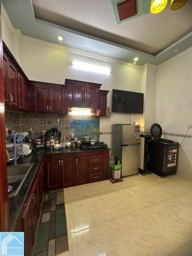 Bán Nhà Trệt Lầu hẻm 7 Nguyễn Văn Linh - Ngang BV Đa Khoa Trung Ương Cần Thơ