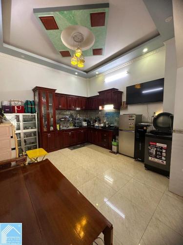 Bán Nhà Trệt Lầu hẻm 7 Nguyễn Văn Linh - Ngang BV Đa Khoa Trung Ương Cần Thơ
