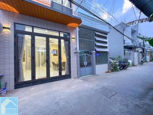 Bán Nhà Trệt Lầu hẻm 9 Phạm Ngọc Hưng - Cách Bờ Sông 60m - Gần Cao đẳng Y Tế