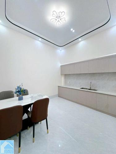 Bán Nhà Trệt Lầu hẻm 9 Phạm Ngọc Hưng - Gần trường CĐ Y Tế - Cách Võ Văn Kiệt 250m