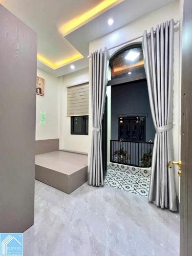 Bán Nhà Trệt Lầu hẻm 9 Phạm Ngọc Hưng - Gần trường CĐ Y Tế - Cách Võ Văn Kiệt 250m