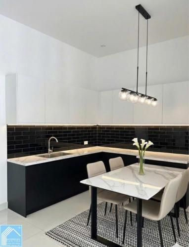 Bán Nhà Trệt Lầu Hiện Đại Đường Hoa Viên Thành Đạt GẦN SIÊU THỊ LOTTE - ĐÔNG NAM