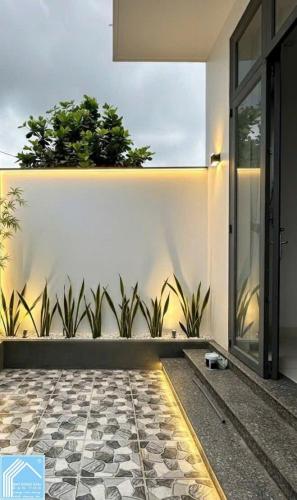 Bán Nhà Trệt Lầu Hiện Đại Đường Hoa Viên Thành Đạt GẦN SIÊU THỊ LOTTE - ĐÔNG NAM