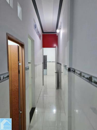 Bán nhà trệt lầu KDC 586 gần Đường Bùi Quang Trinh  Nhà cao ráo thoáng mát do đã nâng lên cao