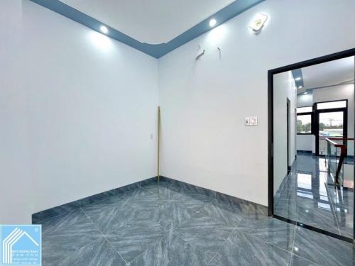 Bán Nhà Trệt Lầu Mới - Gần ĐH Tây Đô, Cách Quốc lộ 1A 30m, P.Cái Răng