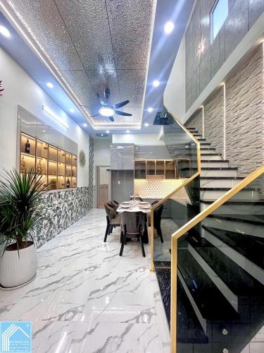  Bán Nhà Trệt Lầu mới hẻm 278 Tầm Vu - Cách Bờ kè & Chợ Tầm Vu 300m, Gần trường CĐ Cần Thơ