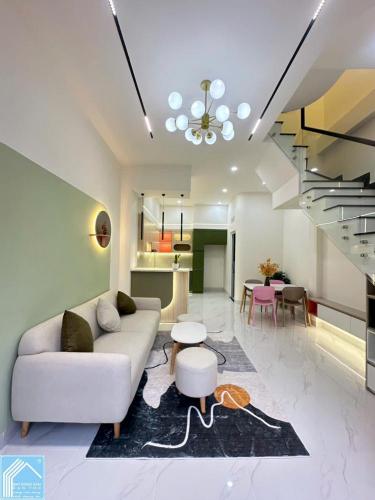 Bán Nhà Trệt Lầu Mới hẻm 49 Trần Hoàn Na - Gần trường Cao đẳng Cần Thơ