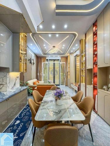 BÁN NHÀ TRỆT LẦU MỚI KDC CỬU LONG, NGUYÊN VĂN LINH, TRUNG TÂM TP. CẦN THƠ