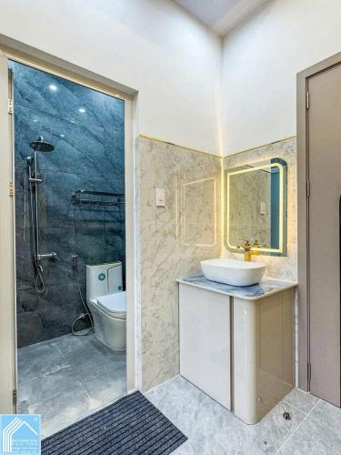 BÁN NHÀ TRỆT LẦU MỚI KDC CỬU LONG, NGUYÊN VĂN LINH, TRUNG TÂM TP. CẦN THƠ