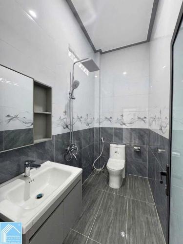 Bán nhà trệt lầu mới xây đẹp 100% KDC phú An, Phường Hưng Phú, Cái Răng, TP Cần Thơ. Giá 3.999 tỷ