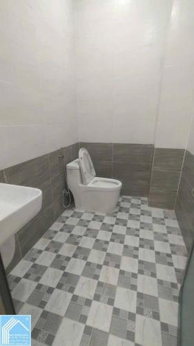 Bán Nhà Trệt Lầu mới xây Mặt tiền đường Huỳnh Thị Nở, P.Cái Răng