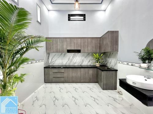 Bán Nhà Trệt Lầu Rạch Bà Vèn - Thông Huỳnh Thị Nỡ & Tỉnh lộ 925 - Gần Chợ, Bệnh viện số 10