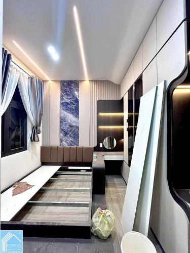 Bán Nhà Trệt Lầu Sân thượng mini hẻm 11 Nguyễn Văn Linh - cách Bệnh Viện ĐKTW 180m