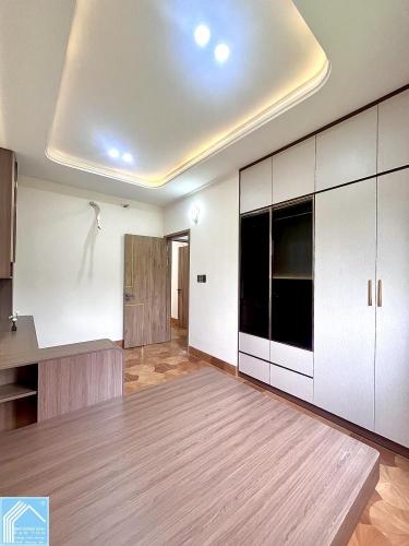 Bán Nhà Trệt Lầu Trục chính hẻm 136 cách Hoàng Quốc Việt 100m - Gần chợ Nổi, trường học các cấp