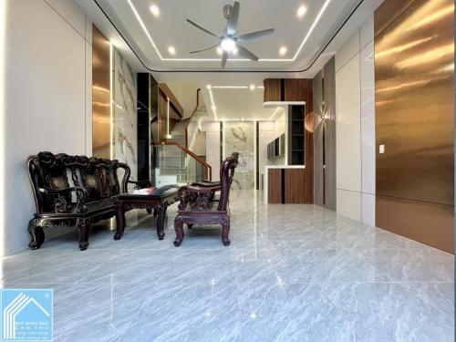 Bán Nhà Trệt Lầu Trục chính hẻm 136 đường Hoàng Quốc Việt - Gần chợ An Bình, trường học các Cấp