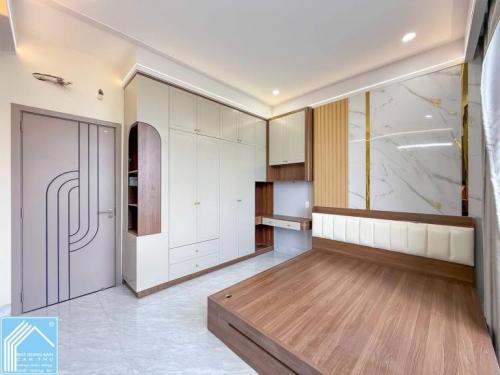 Bán nhà trệt lầu trục chính hẻm 137 Hoàng Quốc Việt, cách mặt tiền 40m, gần chợ An Bình