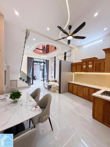 Bán Nhà Trệt Lầu Trục chính hẻm 147 Liên tổ 12-20 Nguyễn Văn Cừ, P.Tân An