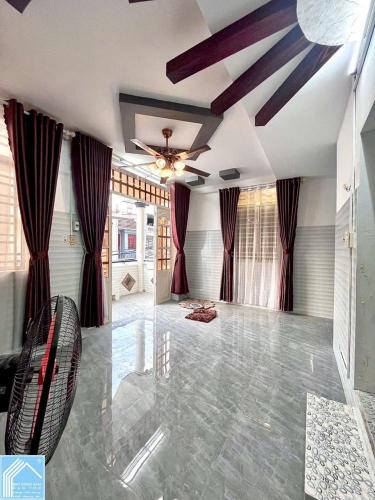 Bán Nhà Trệt Lầu Trục chính hẻm 234 đường Hoàng Quốc Việt - Gần Bệnh viện Nhi Đồng, ĐH FPT